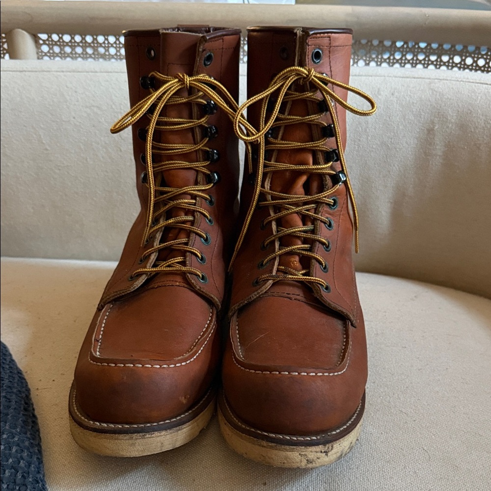 Redwing heritage 877 8” inch Moc Toe size 12